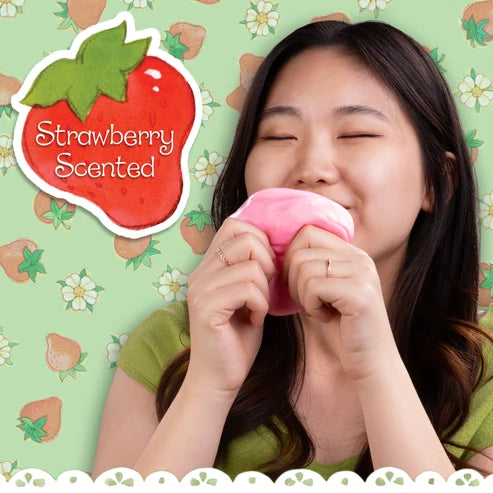 Strawberry Shortcake Scentsory Putty CPW26