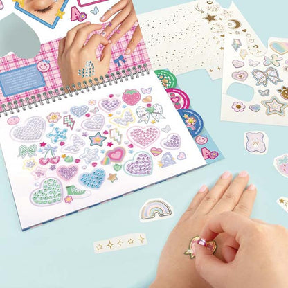 25 Bejeweled Cosmetic 257