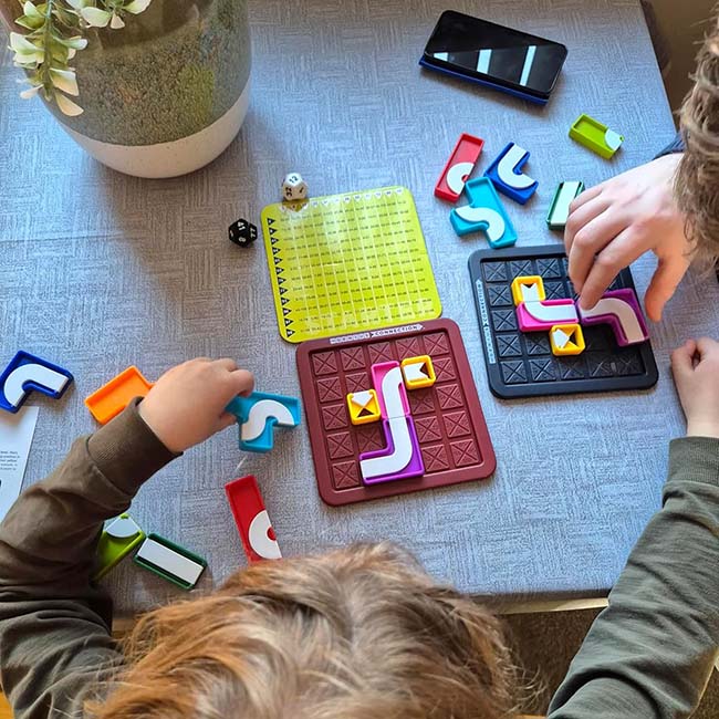 25 Genius Connection  251