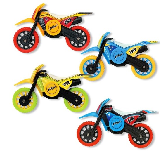 25 Flip Pro Spin Bikes256