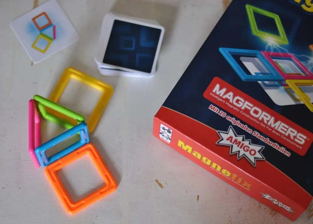 * Magnefix Game         2